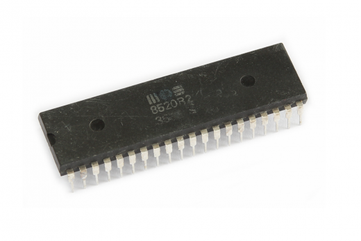 MOS 8520R2 (CIA) Chip