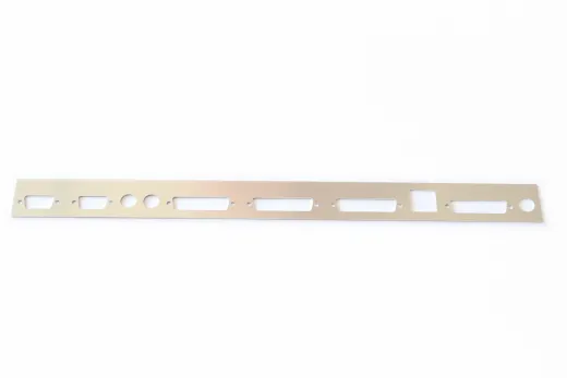 R�ckblende aus Aluminium f�r Amiga 500
